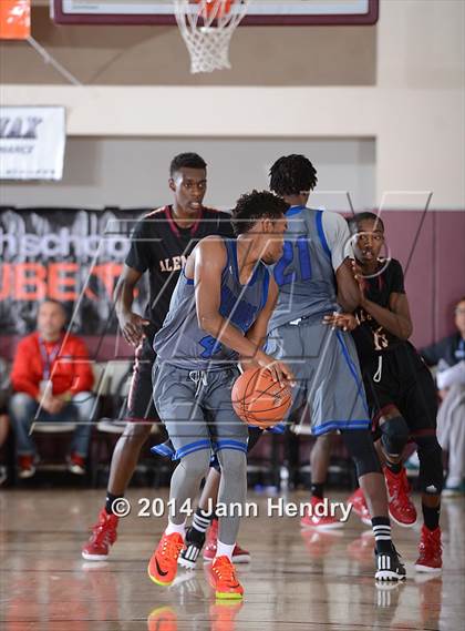 Thumbnail 1 in Alemany vs Saddleback Valley Christian (MaxPreps Holiday Classic) photogallery.
