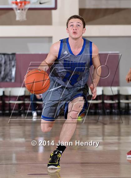 Thumbnail 2 in Alemany vs Saddleback Valley Christian (MaxPreps Holiday Classic) photogallery.
