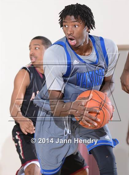 Thumbnail 1 in Alemany vs Saddleback Valley Christian (MaxPreps Holiday Classic) photogallery.