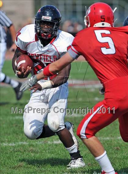 Thumbnail 1 in Newfield @ East Islip photogallery.