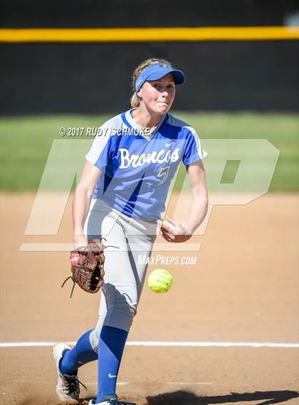 Thumbnail 3 in Rancho Bernardo @ Westview photogallery.