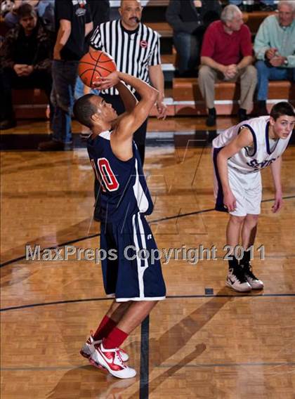 Thumbnail 2 in South-Doyle vs. Sevier County photogallery.