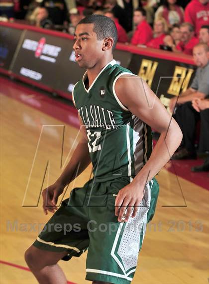 Thumbnail 1 in De La Salle vs. Foothill (Nike Extravaganza) photogallery.