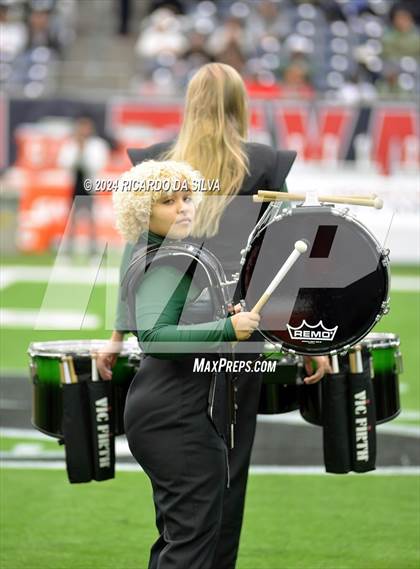 Thumbnail 3 in Fort Bend Marshall vs. Iowa Colony (UIL 5A Football Division II Semi-Regional) photogallery.