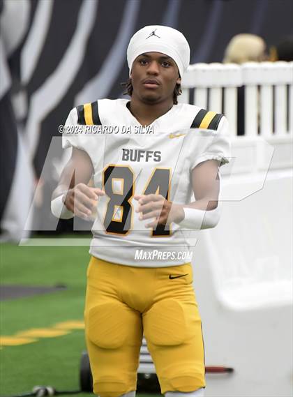 Thumbnail 2 in Fort Bend Marshall vs. Iowa Colony (UIL 5A Football Division II Semi-Regional) photogallery.