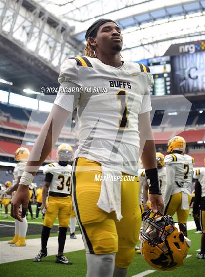 Thumbnail 1 in Fort Bend Marshall vs. Iowa Colony (UIL 5A Football Division II Semi-Regional) photogallery.