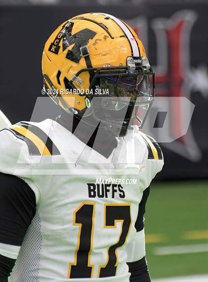 Thumbnail 1 in Fort Bend Marshall vs. Iowa Colony (UIL 5A Football Division II Semi-Regional) photogallery.
