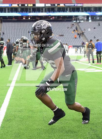 Thumbnail 2 in Fort Bend Marshall vs. Iowa Colony (UIL 5A Football Division II Semi-Regional) photogallery.