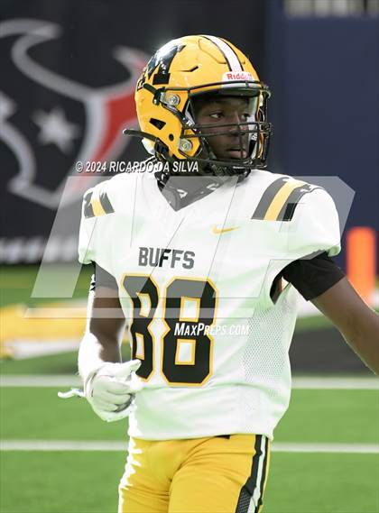 Thumbnail 1 in Fort Bend Marshall vs. Iowa Colony (UIL 5A Football Division II Semi-Regional) photogallery.