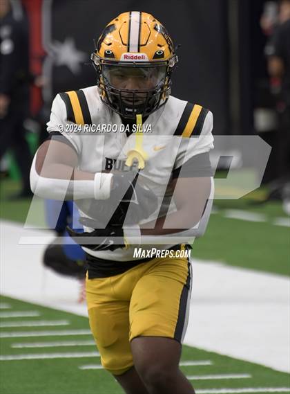 Thumbnail 3 in Fort Bend Marshall vs. Iowa Colony (UIL 5A Football Division II Semi-Regional) photogallery.