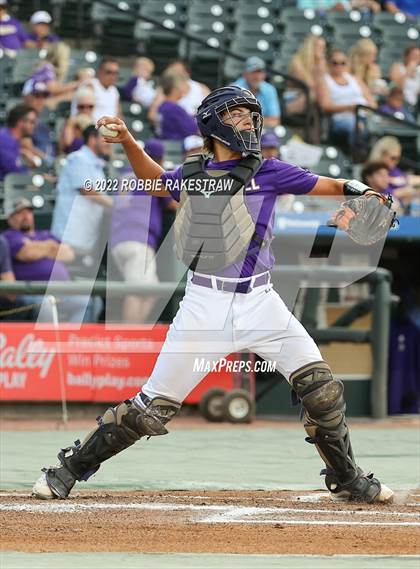 Thumbnail 3 in Shiner vs. Garrison (UIL 2A Baseball Semifinal) photogallery.