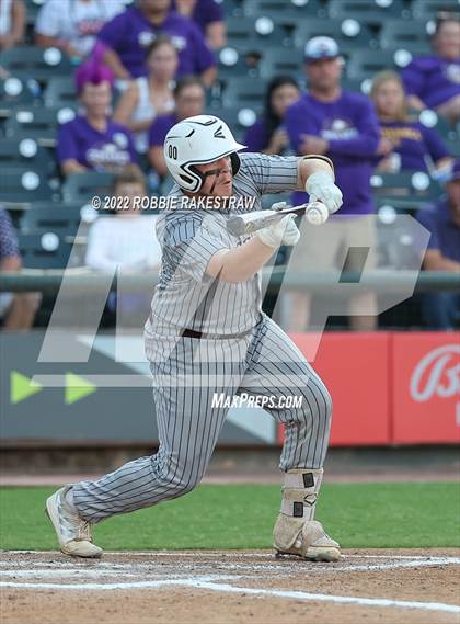 Thumbnail 2 in Shiner vs. Garrison (UIL 2A Baseball Semifinal) photogallery.