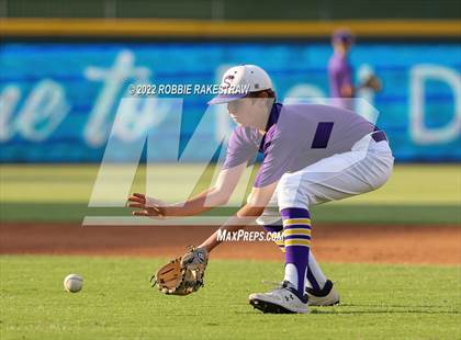 Thumbnail 3 in Shiner vs. Garrison (UIL 2A Baseball Semifinal) photogallery.