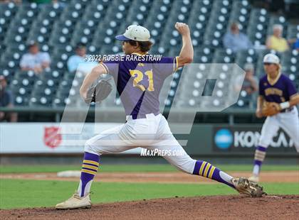Thumbnail 1 in Shiner vs. Garrison (UIL 2A Baseball Semifinal) photogallery.