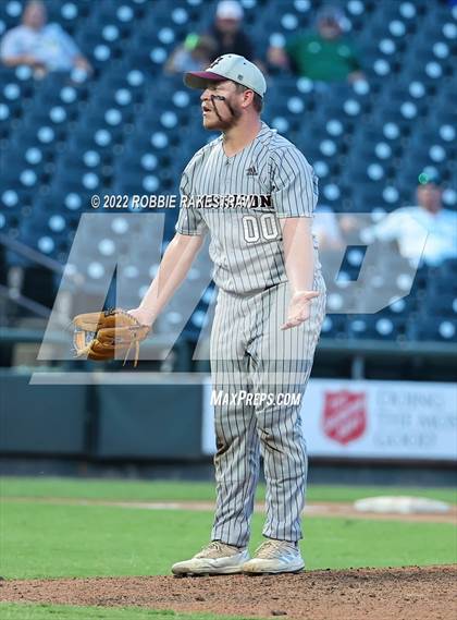 Thumbnail 1 in Shiner vs. Garrison (UIL 2A Baseball Semifinal) photogallery.