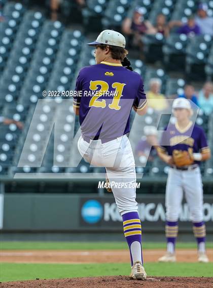 Thumbnail 2 in Shiner vs. Garrison (UIL 2A Baseball Semifinal) photogallery.