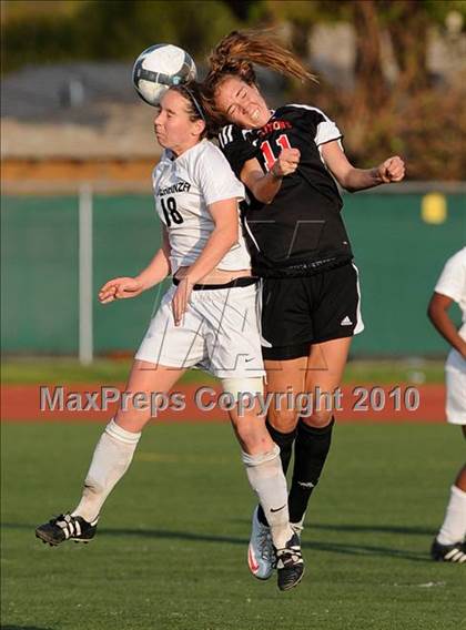 Thumbnail 2 in Esperanza vs San Clemente (CIF SoCal D1 Regional Final) photogallery.