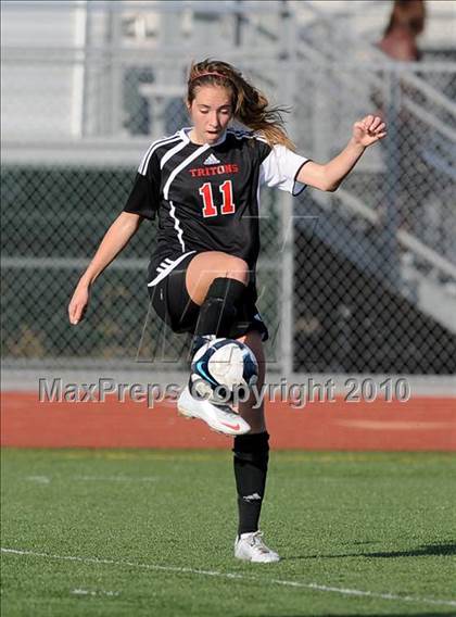 Thumbnail 1 in Esperanza vs San Clemente (CIF SoCal D1 Regional Final) photogallery.