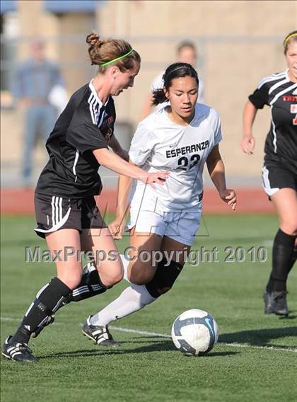 Thumbnail 1 in Esperanza vs San Clemente (CIF SoCal D1 Regional Final) photogallery.