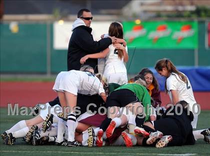Thumbnail 3 in Esperanza vs San Clemente (CIF SoCal D1 Regional Final) photogallery.