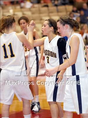 Thumbnail 2 in Bakersfield Christian vs Mission Prep (CS D5 Final) photogallery.