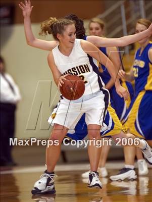 Thumbnail 2 in Bakersfield Christian vs Mission Prep (CS D5 Final) photogallery.