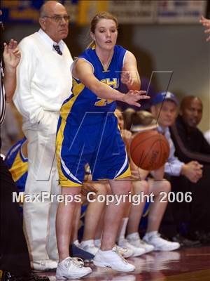 Thumbnail 3 in Bakersfield Christian vs Mission Prep (CS D5 Final) photogallery.
