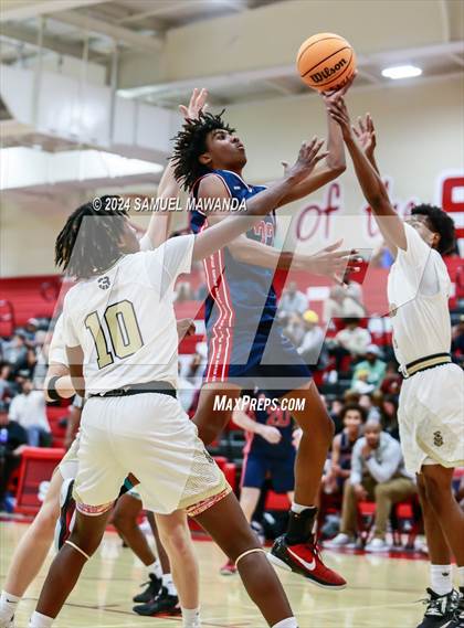Thumbnail 3 in Crossroads vs  Bishop Montgomery (Take Flight Challenge) photogallery.