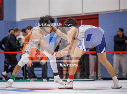 Thumbnail 2 in NIAA 4A 3rd Place Rounds photogallery.