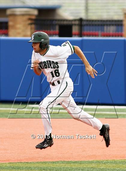Thumbnail 1 in Lawrence Free State vs. Shawneee Mission Northwest (KSHSAA 6A Final) photogallery.