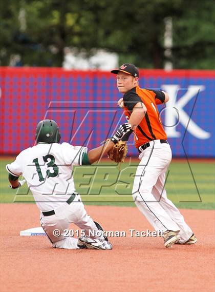 Thumbnail 1 in Lawrence Free State vs. Shawneee Mission Northwest (KSHSAA 6A Final) photogallery.