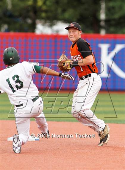 Thumbnail 3 in Lawrence Free State vs. Shawneee Mission Northwest (KSHSAA 6A Final) photogallery.