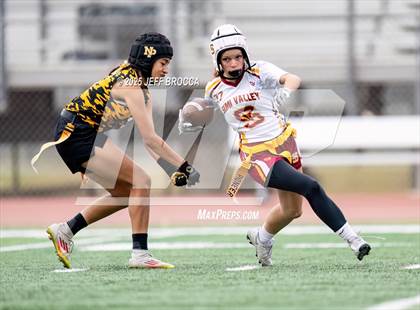 Thumbnail 3 in Simi Valley vs Newbury Park (Oxnard JV Tournament) photogallery.