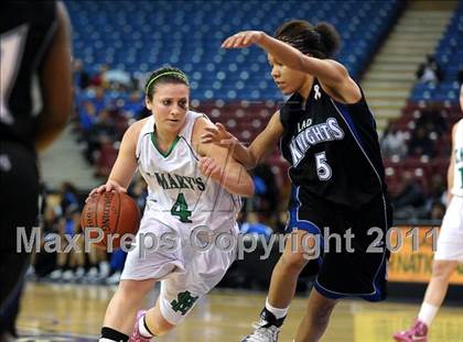 Thumbnail 3 in Rialto vs. St. Mary's (CIF State D2 Final) photogallery.