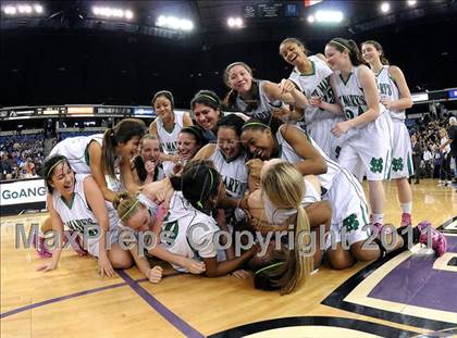 Thumbnail 2 in Rialto vs. St. Mary's (CIF State D2 Final) photogallery.