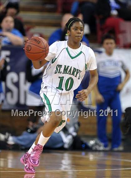 Thumbnail 3 in Rialto vs. St. Mary's (CIF State D2 Final) photogallery.
