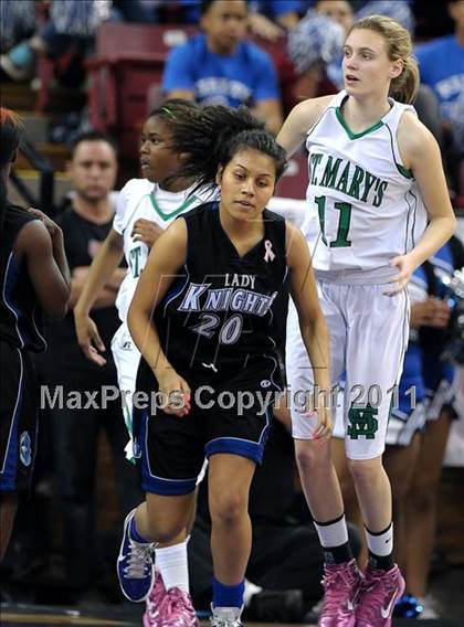 Thumbnail 3 in Rialto vs. St. Mary's (CIF State D2 Final) photogallery.