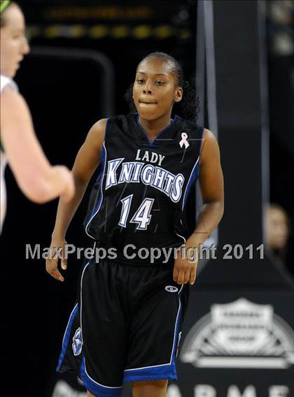 Thumbnail 3 in Rialto vs. St. Mary's (CIF State D2 Final) photogallery.