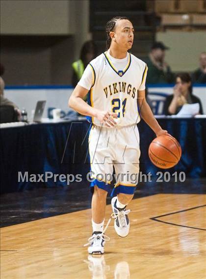 Thumbnail 1 in New Leadership vs. Wareham (MIAA D3 Final) photogallery.