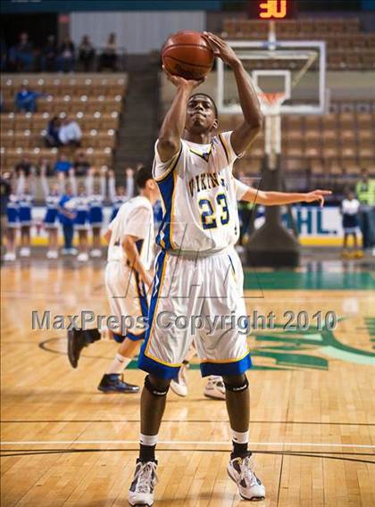 Thumbnail 1 in New Leadership vs. Wareham (MIAA D3 Final) photogallery.