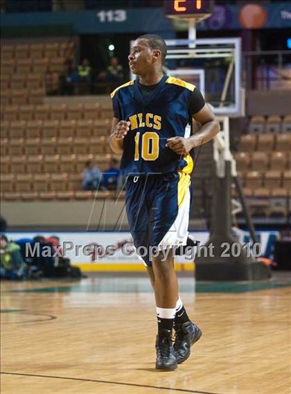 Thumbnail 2 in New Leadership vs. Wareham (MIAA D3 Final) photogallery.