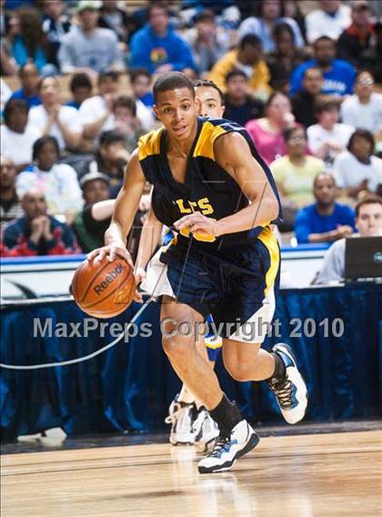 Thumbnail 2 in New Leadership vs. Wareham (MIAA D3 Final) photogallery.