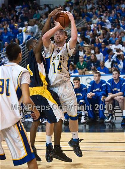 Thumbnail 1 in New Leadership vs. Wareham (MIAA D3 Final) photogallery.