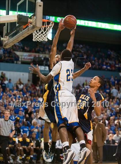 Thumbnail 2 in New Leadership vs. Wareham (MIAA D3 Final) photogallery.