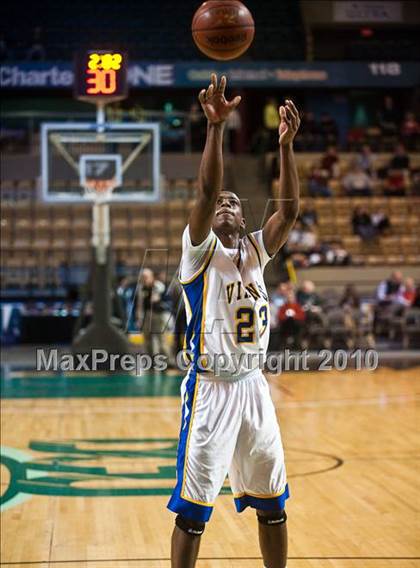 Thumbnail 2 in New Leadership vs. Wareham (MIAA D3 Final) photogallery.