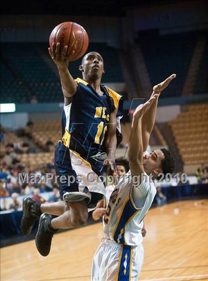 Thumbnail 3 in New Leadership vs. Wareham (MIAA D3 Final) photogallery.