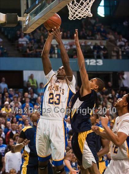 Thumbnail 2 in New Leadership vs. Wareham (MIAA D3 Final) photogallery.