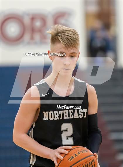 Thumbnail 2 in Lincoln Southwest vs. Lincoln Northeast (HAC Tournament) photogallery.