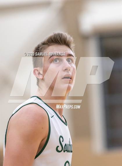 Thumbnail 3 in Lincoln Southwest vs. Lincoln Northeast (HAC Tournament) photogallery.