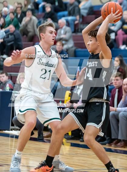 Thumbnail 2 in Lincoln Southwest vs. Lincoln Northeast (HAC Tournament) photogallery.